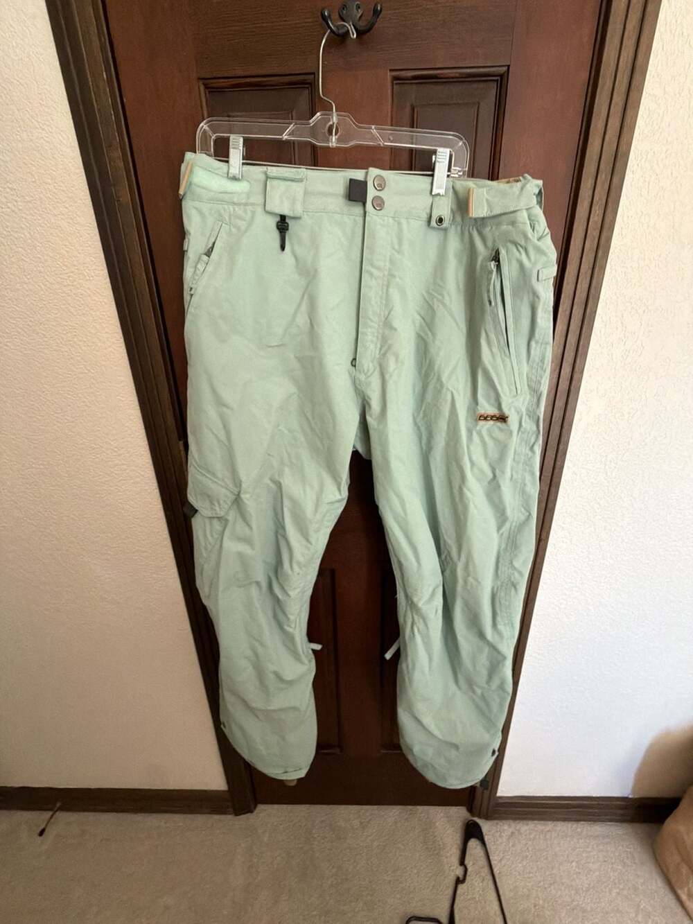 686 Men's Waterproof Mint Snowboard Ski Cargo Pants